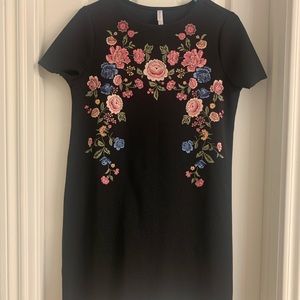 Xhilaration black floral tee shirt dress